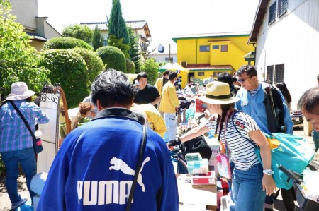 2018-5-20お客様感謝祭掘り出し市 (1)