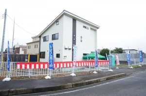 埼玉県三郷市イシンホーム注文住宅10.8kW太陽光発電搭載M様邸