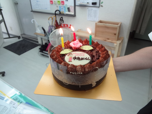 さつき店 やさしい人no１ 志水 豊くんお誕生日おめでとうございます ブログ