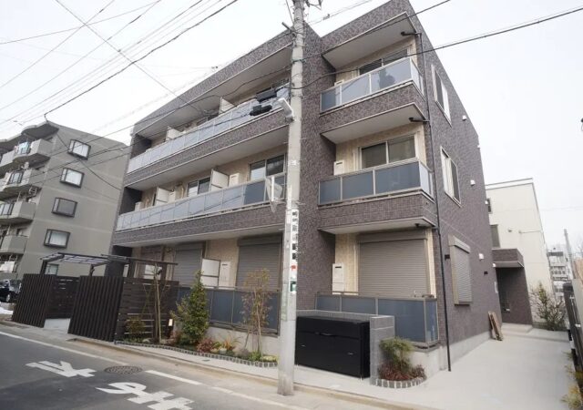 高稼働率なおしゃれ3階建て賃貸マンション