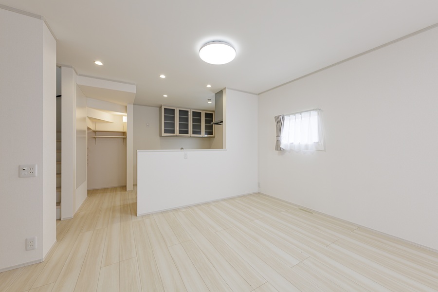 【埼玉県三郷市】Y様邸注文住宅 空間を無駄にしない、賢い「階段下」の活用術