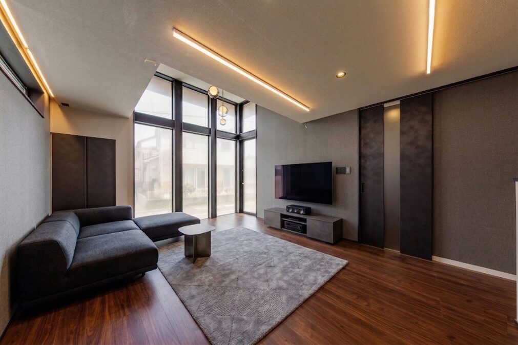 上質な日常をデザインする。シックな色調で統一した大人のくつろぎ空間