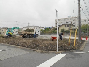 【埼玉県吉川市】T様邸駐車場工事 (5)