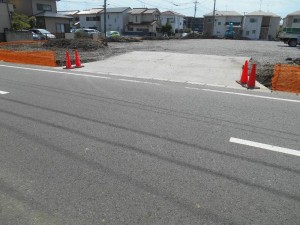 【埼玉県吉川市】T様邸駐車場工事 (8)