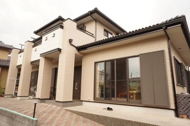 【三郷市】H様邸外壁塗装工事-完了しました。