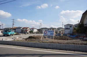 【吉川市T様】駐車場造成ブロック工事 (1)