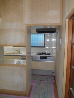 【埼玉県吉川市】K様邸増築部木工事キッチン設置工事 (3)