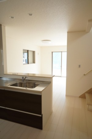 【吉川市】U様邸キューブ型住宅新築工事 (4)