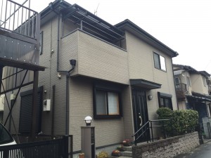 【埼玉県草加市】K様邸外壁塗装及びシャッター取付工事が完了しました。