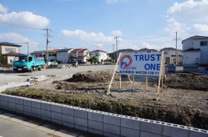 【吉川市T様】駐車場造成ブロック工事 (2)