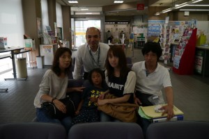 【お客様との記念撮影:吉川市U様】キューブ型デザイン住宅お引渡し。センチュリー21松井産業吉川店 松永 イシンホーム三郷店