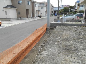 【埼玉県吉川市】T様邸駐車場工事 (10)