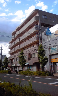 【埼玉県川口市】マンション改修工事-電線防護管撤去しました。